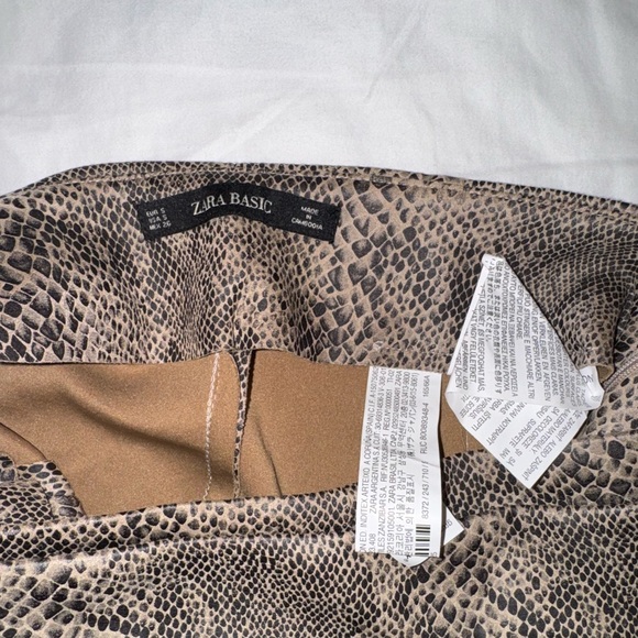 (NEW) Zara Snakeskin Skort - Picture 6 of 7